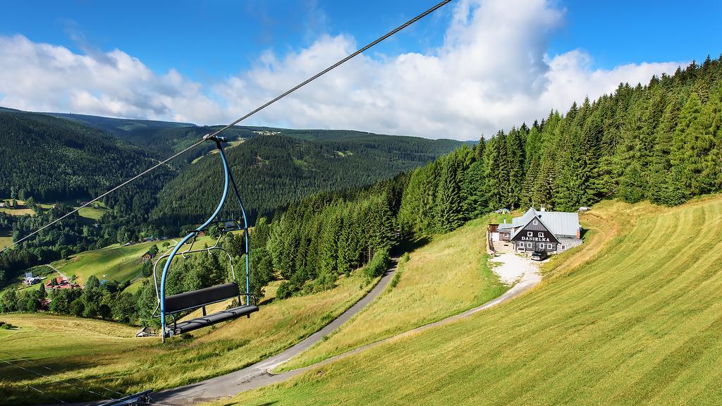 Hotel Hela Pec pod Sněžkou Buitenkant foto