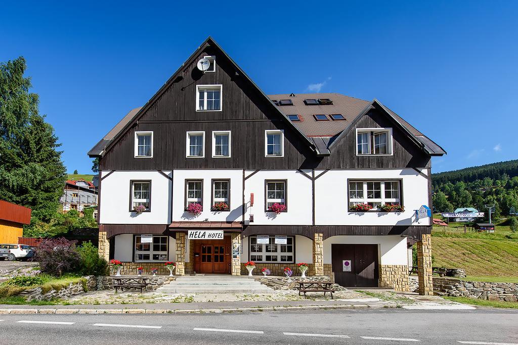 Hotel Hela Pec pod Sněžkou Buitenkant foto
