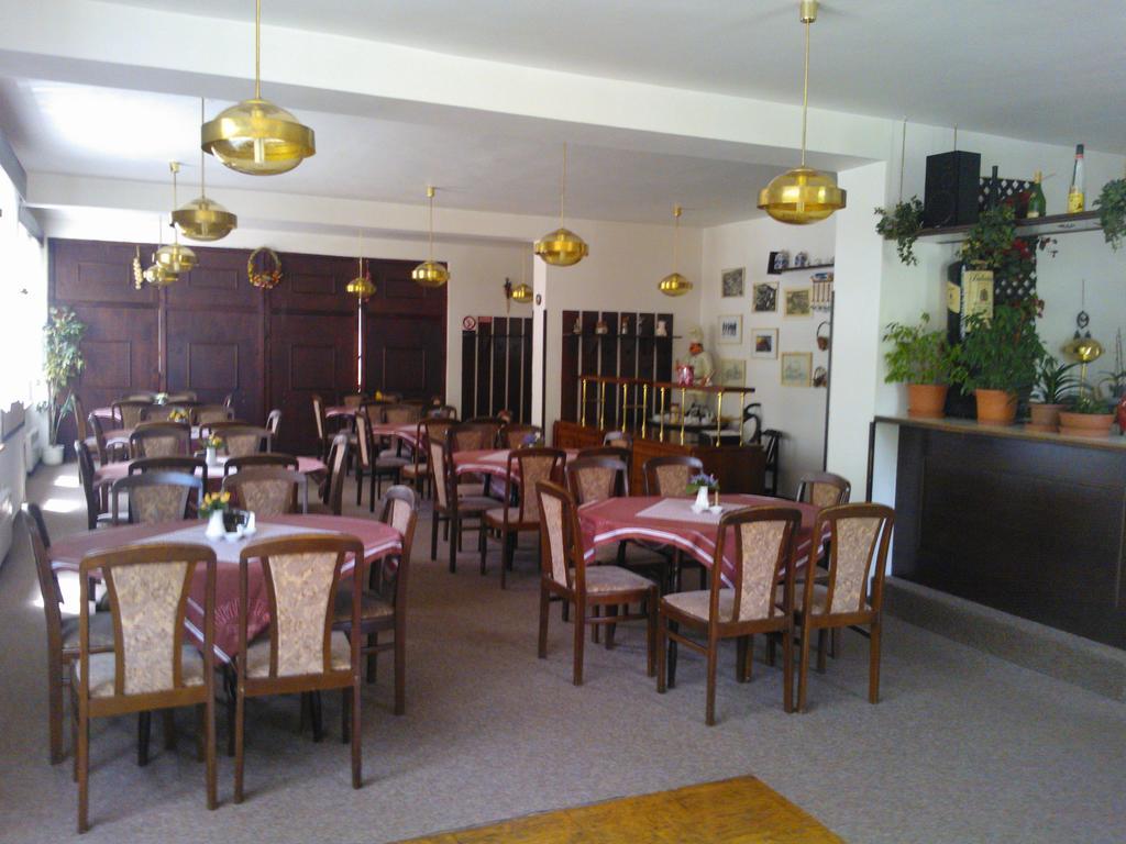 Hotel Hela Pec pod Sněžkou Buitenkant foto