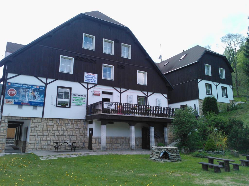 Hotel Hela Pec pod Sněžkou Buitenkant foto
