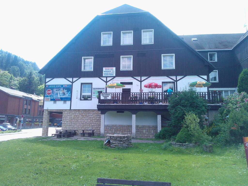 Hotel Hela Pec pod Sněžkou Buitenkant foto