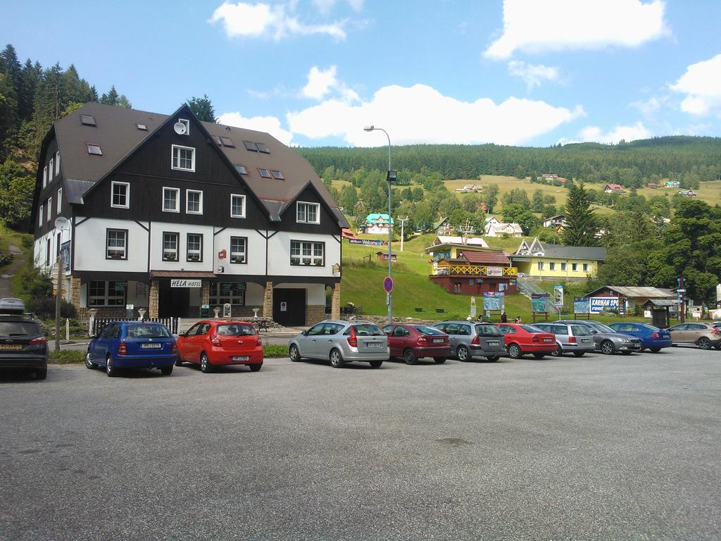 Hotel Hela Pec pod Sněžkou Buitenkant foto